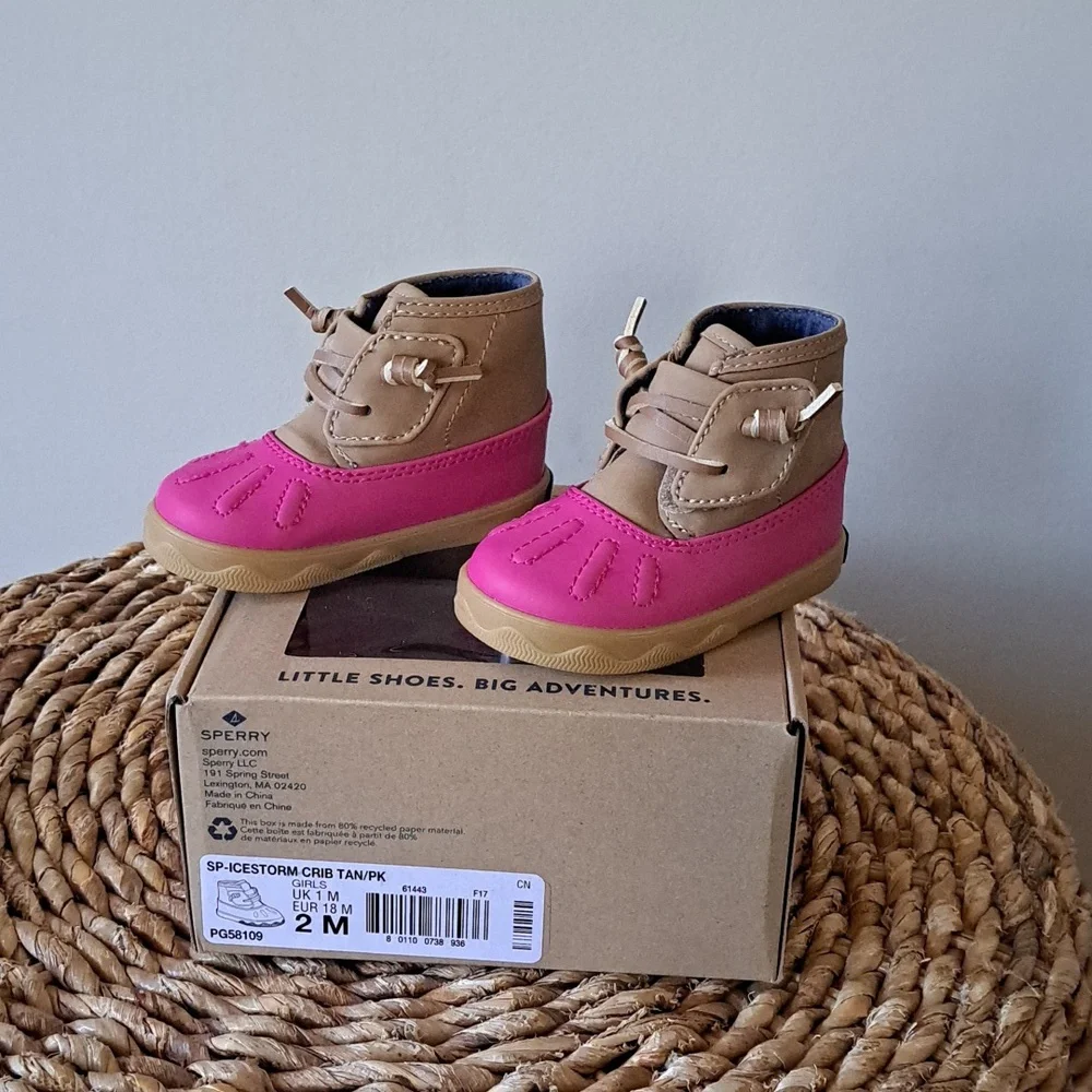 NWOT SPERRY Infant Girls Iccestorm Crib Pink/Tan‎ Booties Ankle Straps S-2